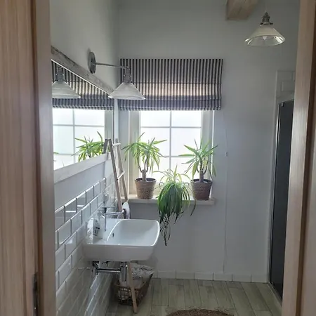 Zurawzdory 107 펜션 Zdory