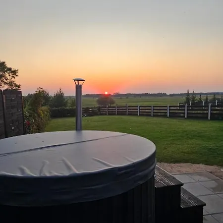 펜션 Zurawzdory 107